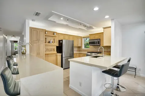 290 E Fern Drive Boca Raton FL 33432
