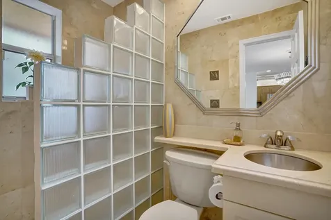 290 E Fern Drive Boca Raton FL 33432