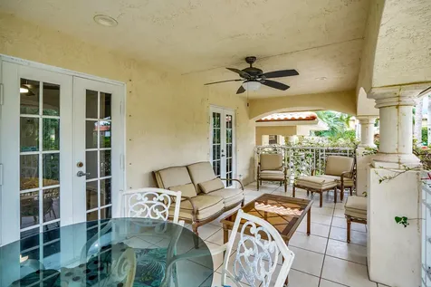290 E Fern Drive Boca Raton FL 33432