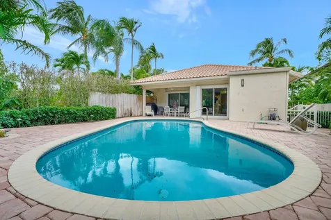 290 E Fern Drive Boca Raton FL 33432