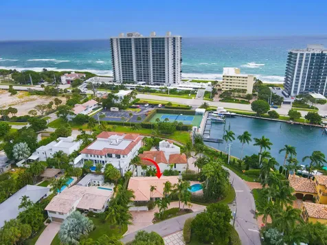 290 E Fern Drive Boca Raton FL 33432
