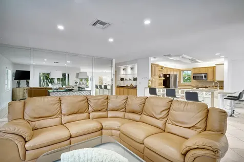 290 E Fern Drive Boca Raton FL 33432