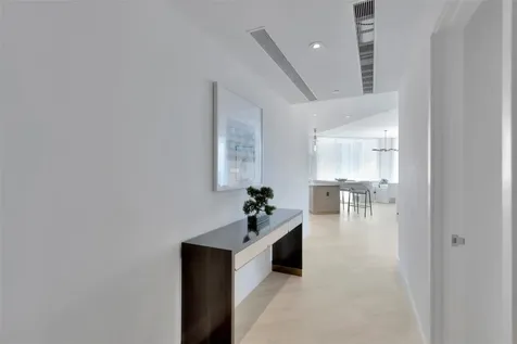 525 N Fort Lauderdale Beach Boulevard Fort Lauderdale FL 33304