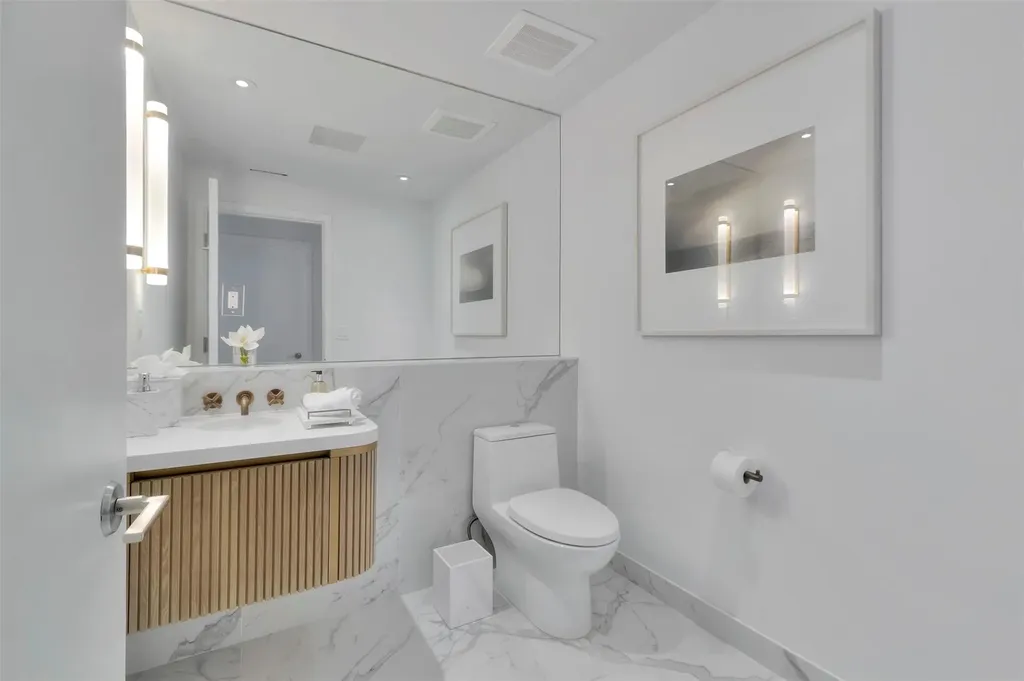 525 N Fort Lauderdale Beach Boulevard Fort Lauderdale FL 33304