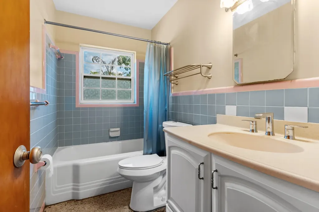 2456 Cortez Avenue Vero Beach FL 32960