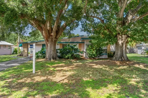 2456 Cortez Avenue Vero Beach FL 32960