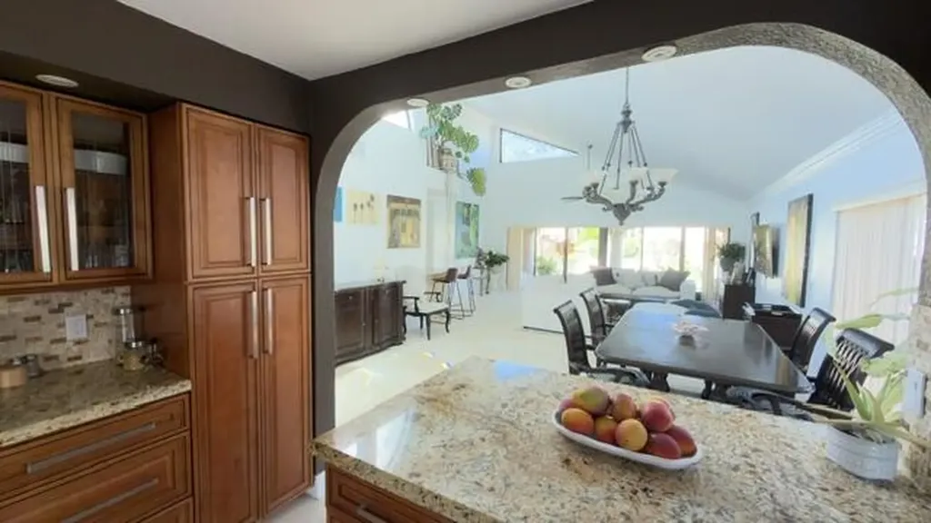 706 Via Genova Deerfield Beach FL 33442