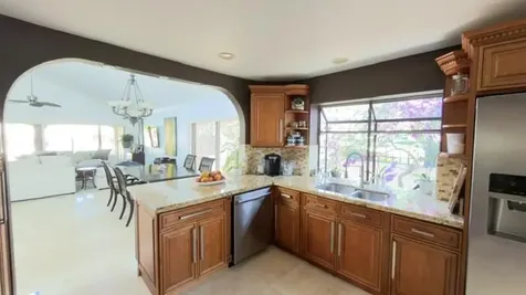 706 Via Genova Deerfield Beach FL 33442