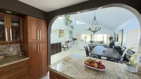 706 Via Genova Deerfield Beach FL 33442