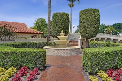 706 Deer Creek Via Genova Deerfield Beach FL 33442