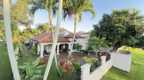 706 Via Genova Deerfield Beach FL 33442