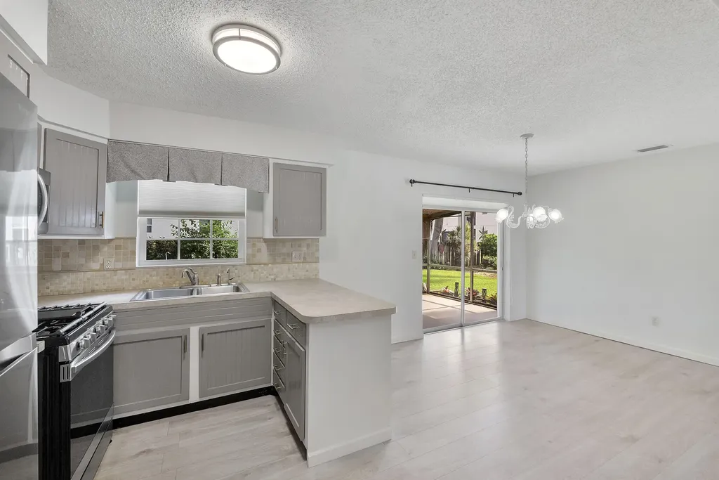 1101 NE 35th Street Pompano Beach FL 33064