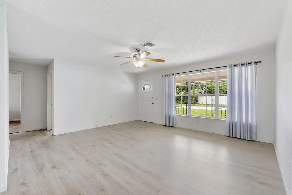 1101 NE 35th Street Pompano Beach FL 33064