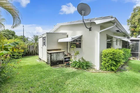 1101 NE 35th Street Pompano Beach FL 33064