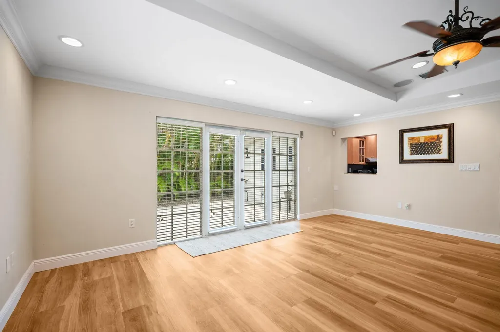 1035 SW 100th Court Miami FL 33174