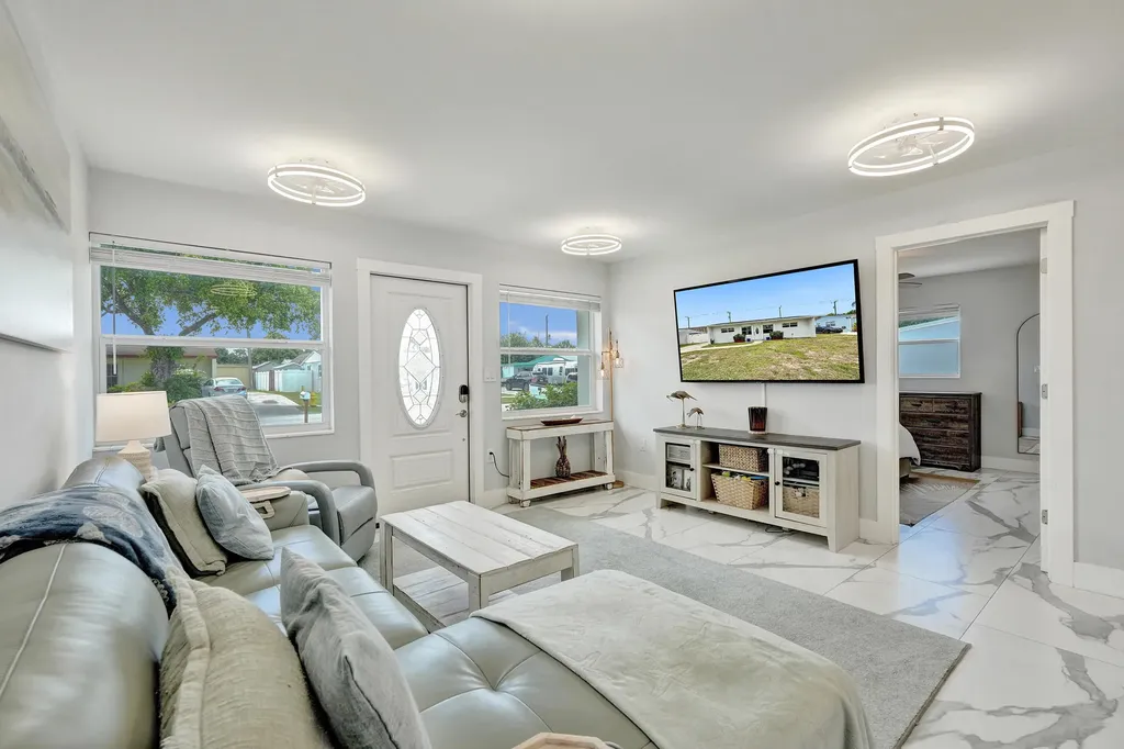 9446 Birmingham Drive Palm Beach Gardens FL 33410