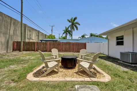 9446 Birmingham Drive Palm Beach Gardens FL 33410