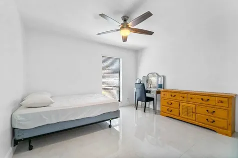 2683 NW 45th Street Boca Raton FL 33434