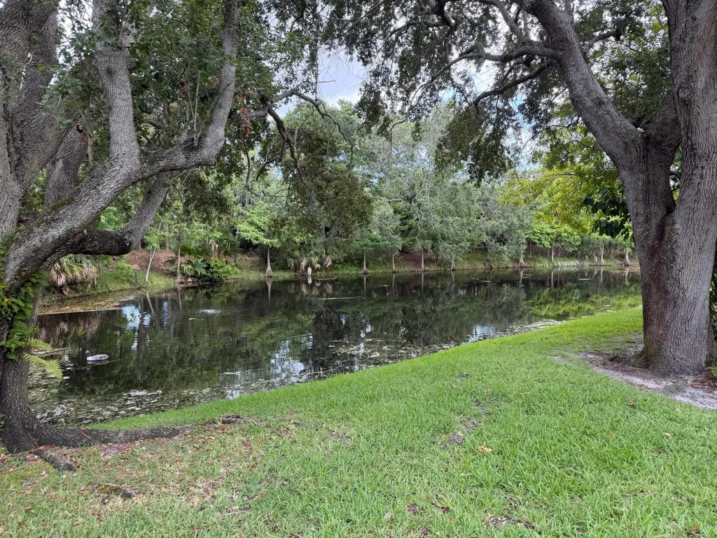 212 Harbour Pointe Way Greenacres FL 33413