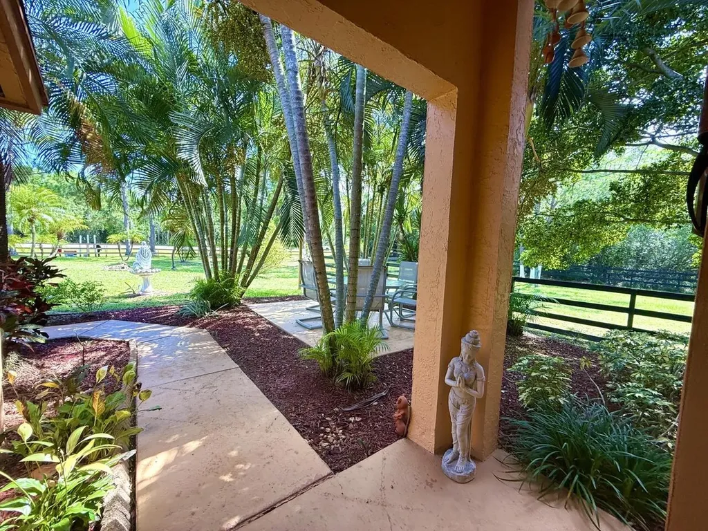 14765 Northlake Boulevard The Acreage FL 33412