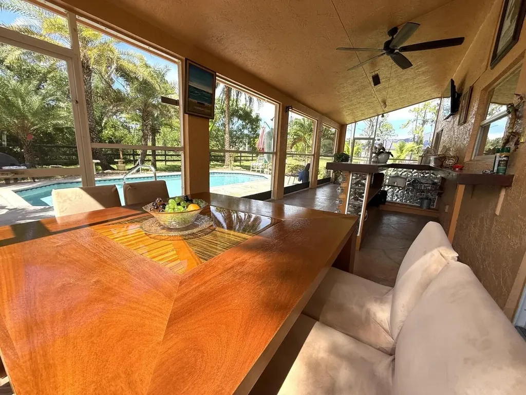 14765 Northlake Boulevard The Acreage FL 33412