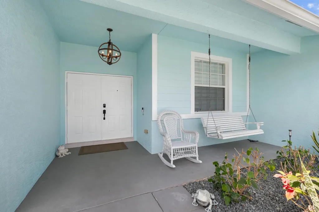 6481 SE Clairmont Place Hobe Sound FL 33455