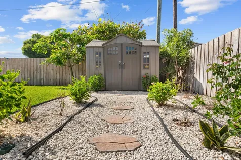 6481 SE Clairmont Place Hobe Sound FL 33455