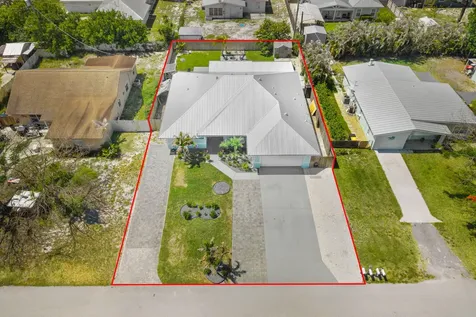 6481 SE Clairmont Place Hobe Sound FL 33455