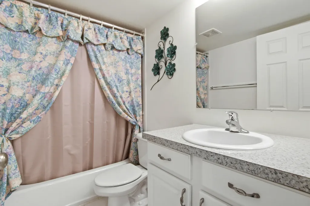 1105 Bahama Bend Coconut Creek FL 33066