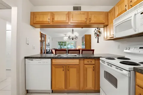 1105 Bahama Bend Coconut Creek FL 33066