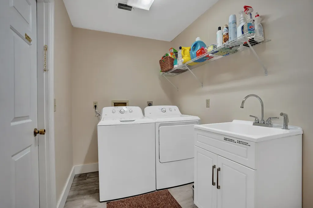 86 Las Brisas Boynton Beach FL 33426
