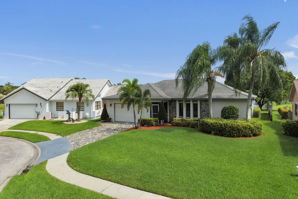 86 Las Brisas Boynton Beach FL 33426