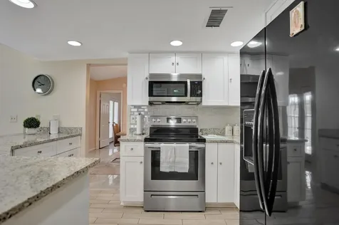 86 Las Brisas Boynton Beach FL 33426