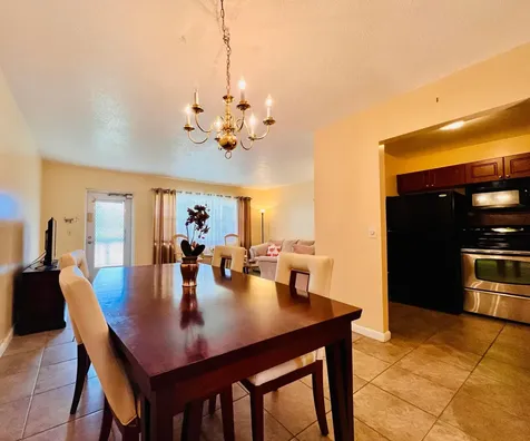142 Cambridge F West Palm Beach FL 33417