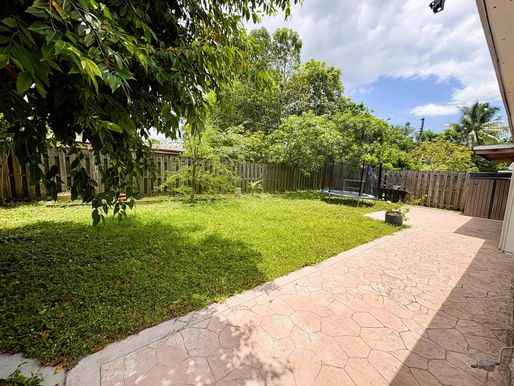 6421 NW 29th Street NW Sunrise FL 33313