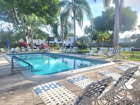 6213 Bay Club Drive Fort Lauderdale FL 33308