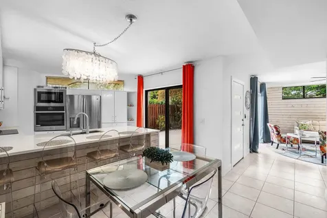 8122 Thames Boulevard Boca Raton FL 33433