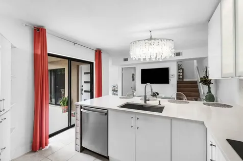 8122 Thames Boulevard Boca Raton FL 33433