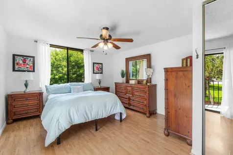 8122 Thames Boulevard Boca Raton FL 33433