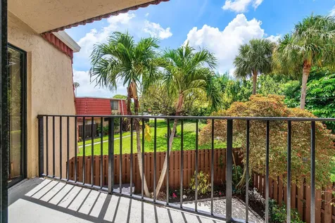 8122 Thames Boulevard Boca Raton FL 33433
