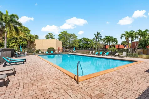 8122 Thames Boulevard Boca Raton FL 33433