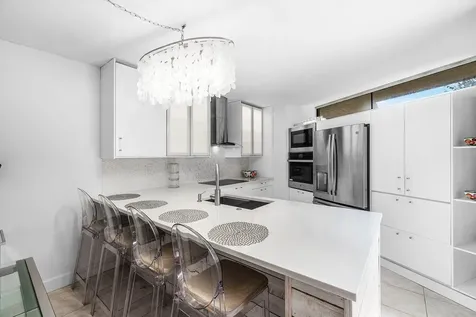 8122 Thames Boulevard Boca Raton FL 33433