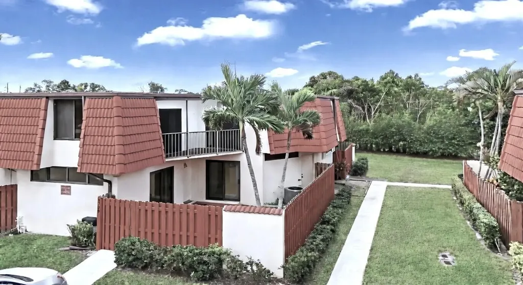 3798 Victoria Drive West Palm Beach FL 33406