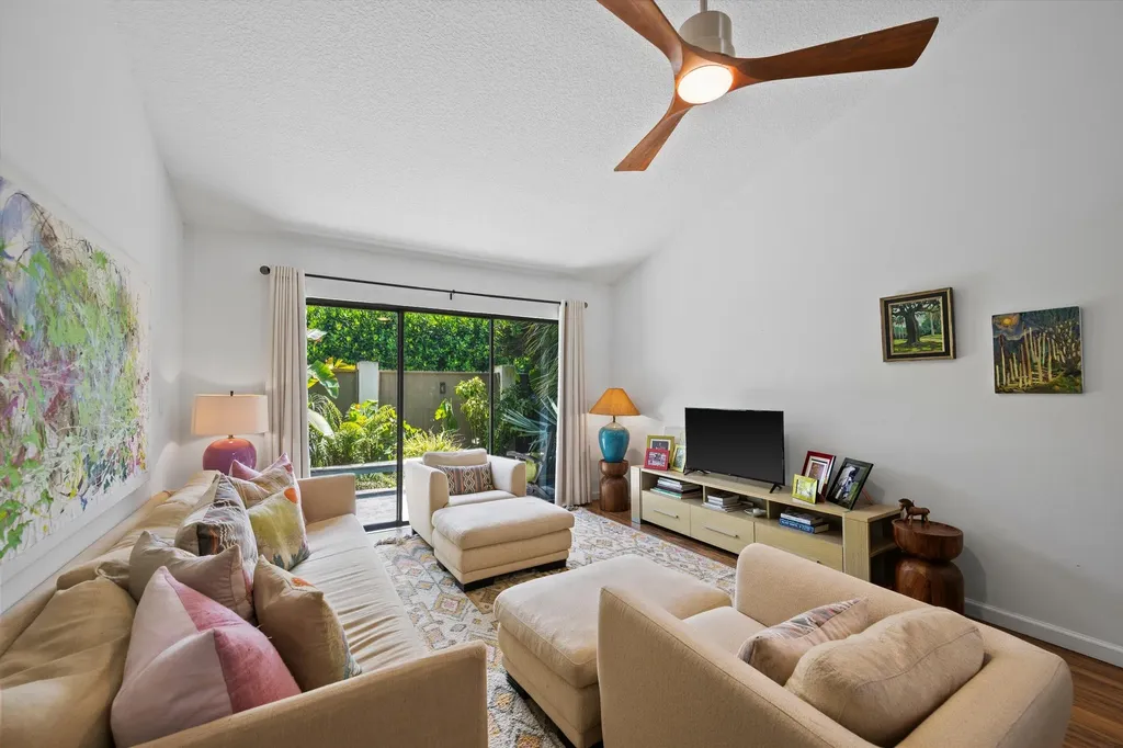 352 Wood Dale Drive Wellington FL 33414