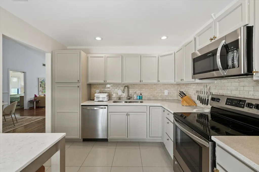 352 Wood Dale Drive Wellington FL 33414