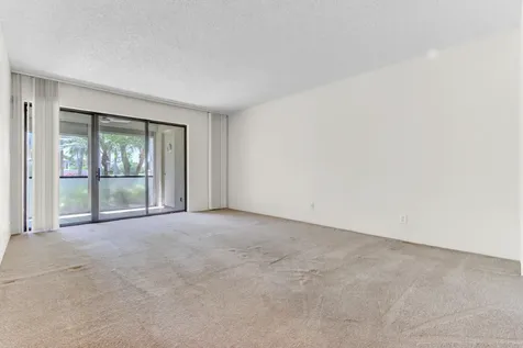 5800 Camino Del Sol Boca Raton FL 33433