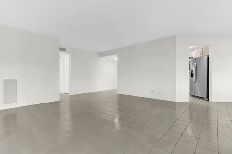 5800 Camino Del Sol Boca Raton FL 33433