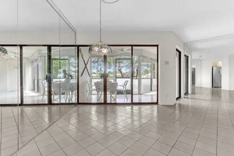 5800 Camino Del Sol Boca Raton FL 33433
