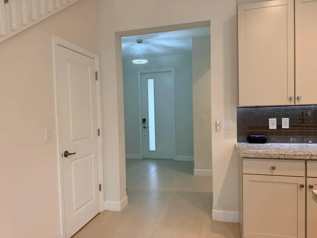 8951 Kingsmoor Way Lake Worth FL 33467
