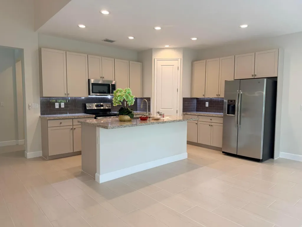 8951 Kingsmoor Way Lake Worth FL 33467